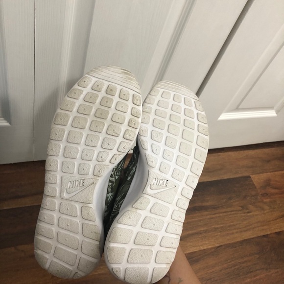 W Nike Roshe - Picture 6 of 6